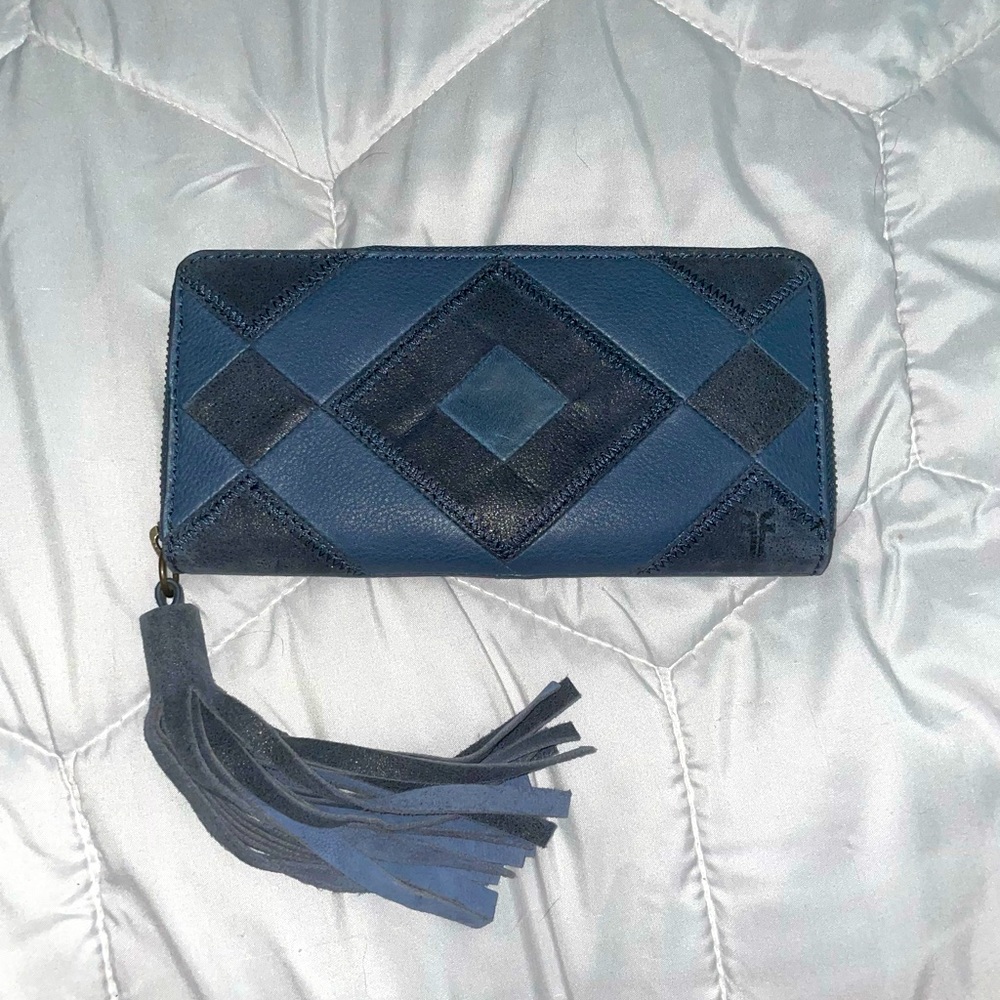 NWOT Frye Miren Patchwork Zip Wallet